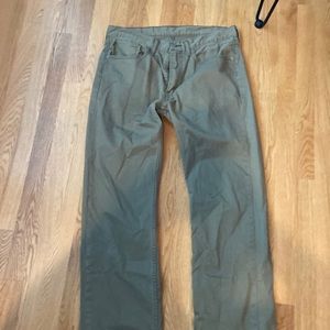 Levi’s green casual pants 34 W 32L